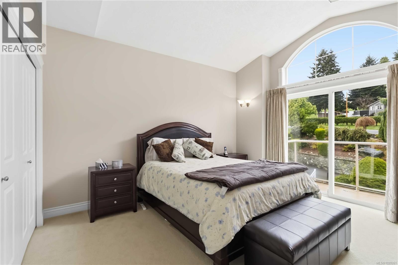 5549 ALDERLEY RD - 27