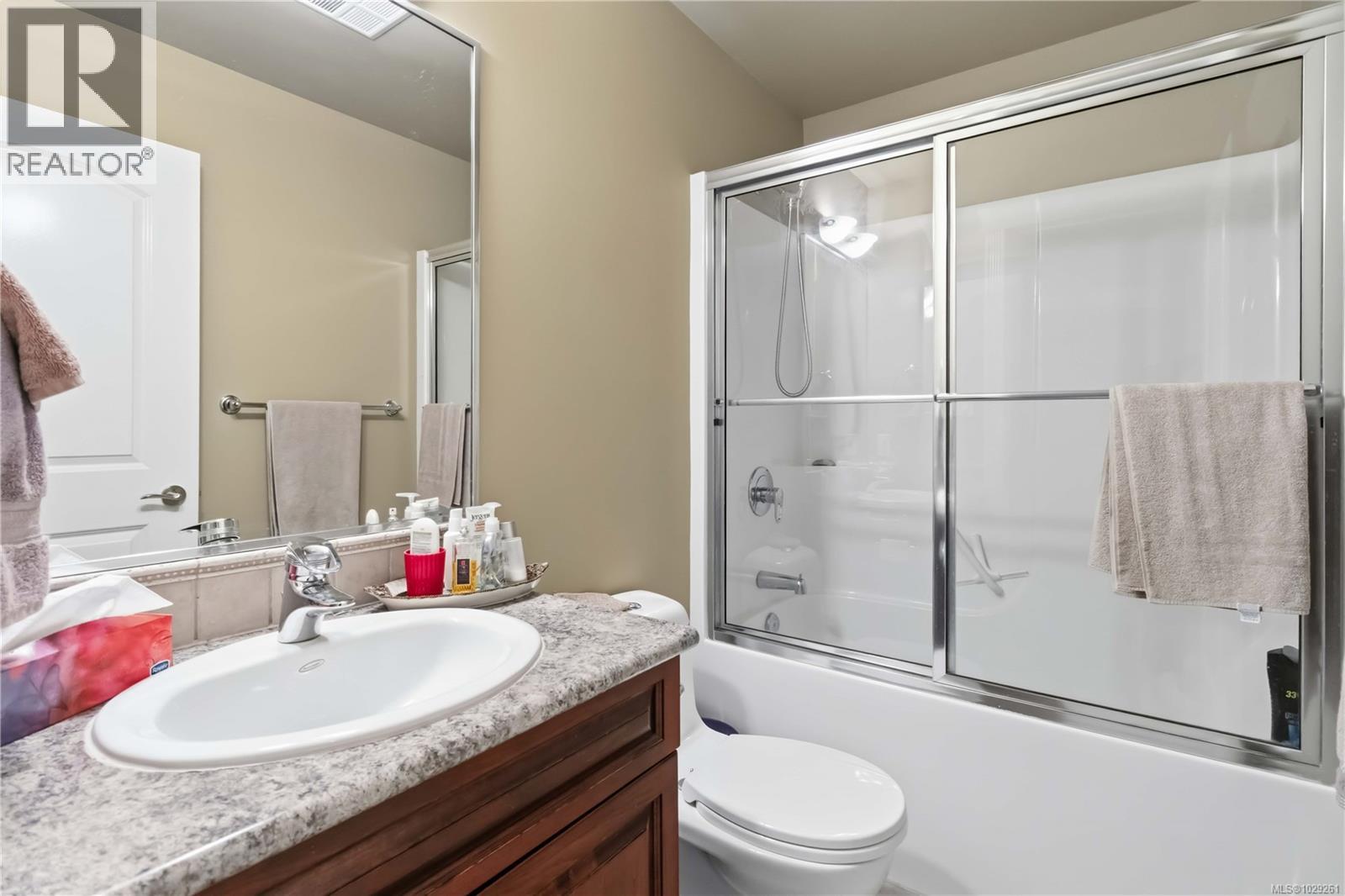 5549 ALDERLEY RD - 37