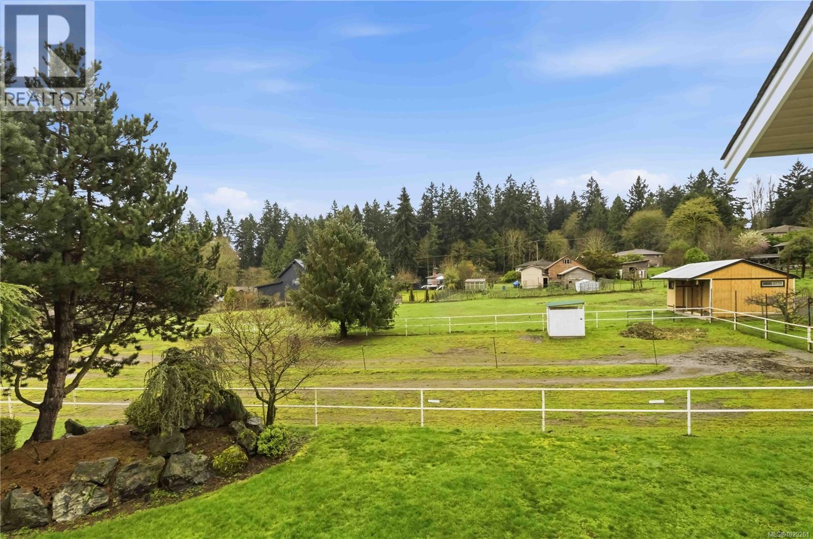 5549 ALDERLEY RD - 41