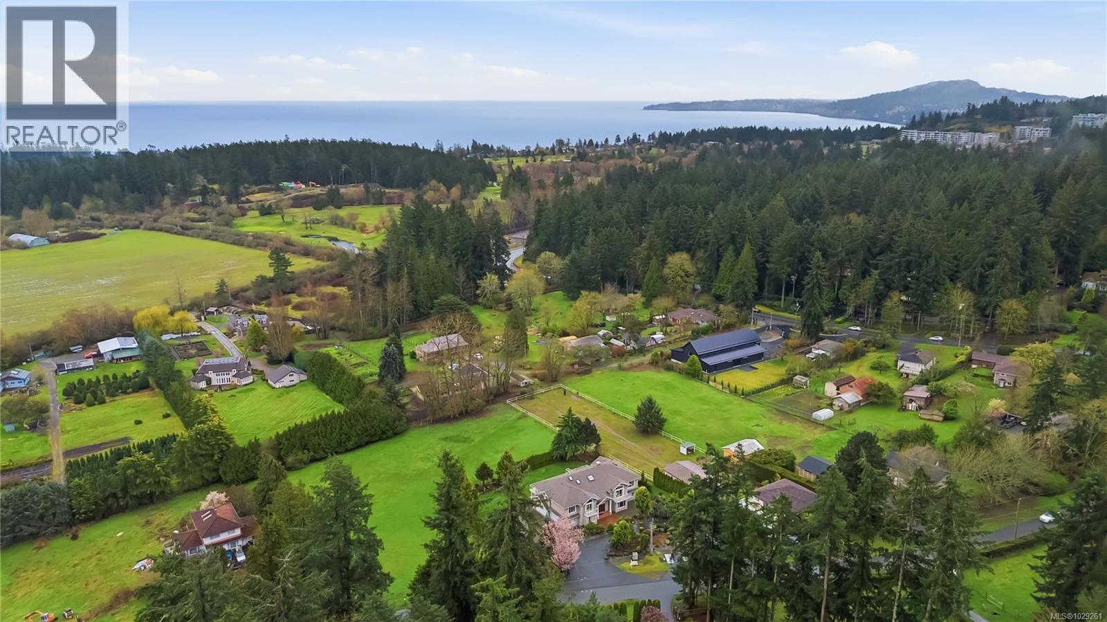 5549 ALDERLEY RD - 63