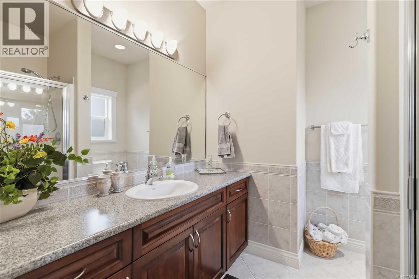 5549 ALDERLEY RD - 17