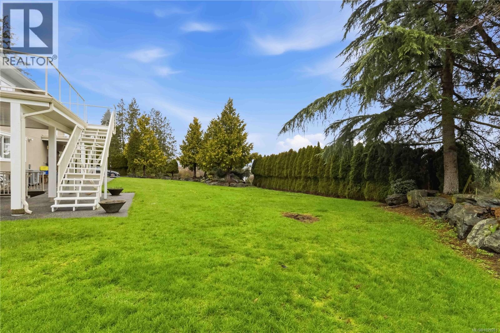 5549 ALDERLEY RD - 53