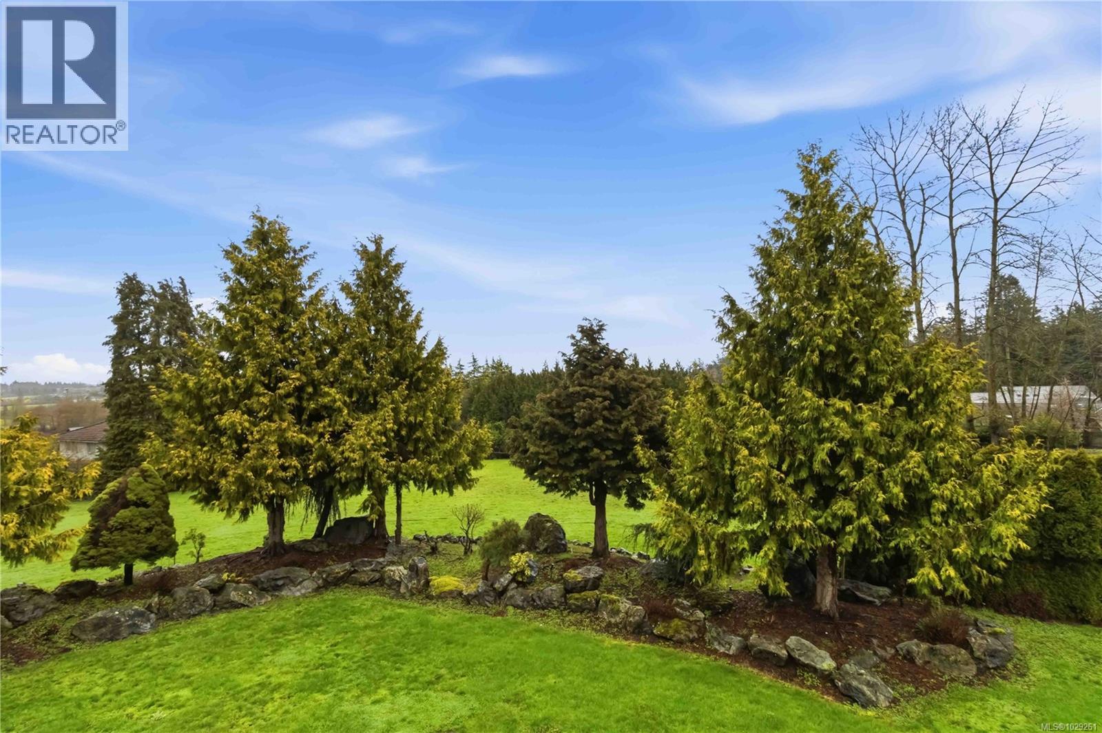 5549 ALDERLEY RD - 43