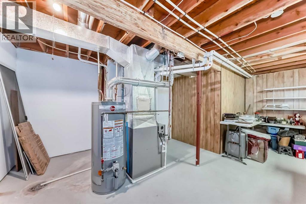 Single Family House for Sale in  Macewan Ridge Villas NW MacEwan Glen Calgary 