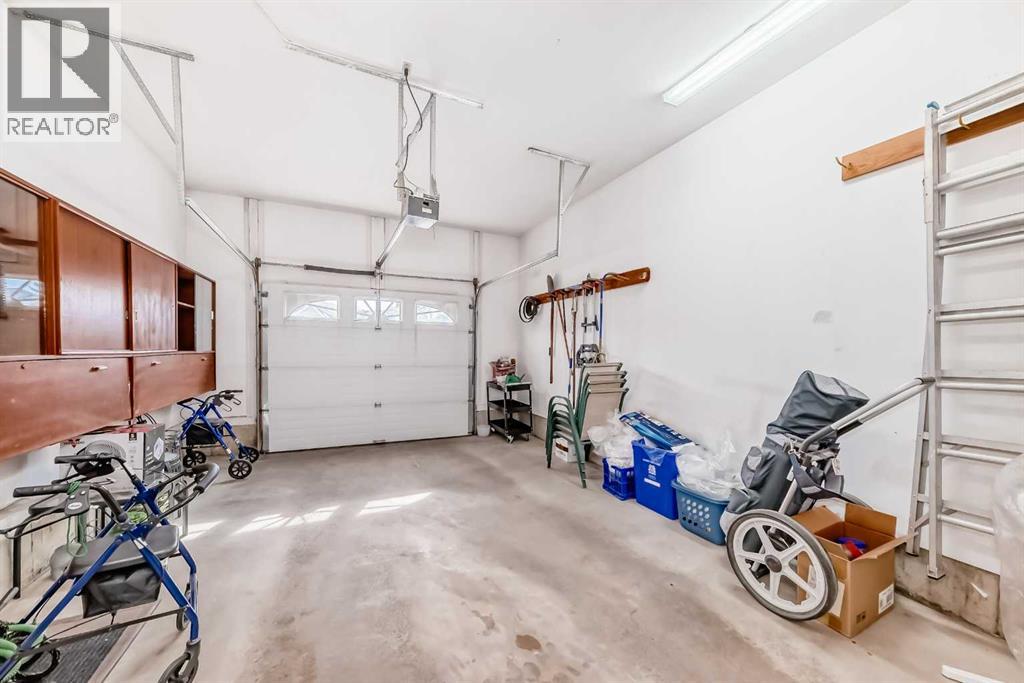 Single Family House for Sale in  Macewan Ridge Villas NW MacEwan Glen Calgary 