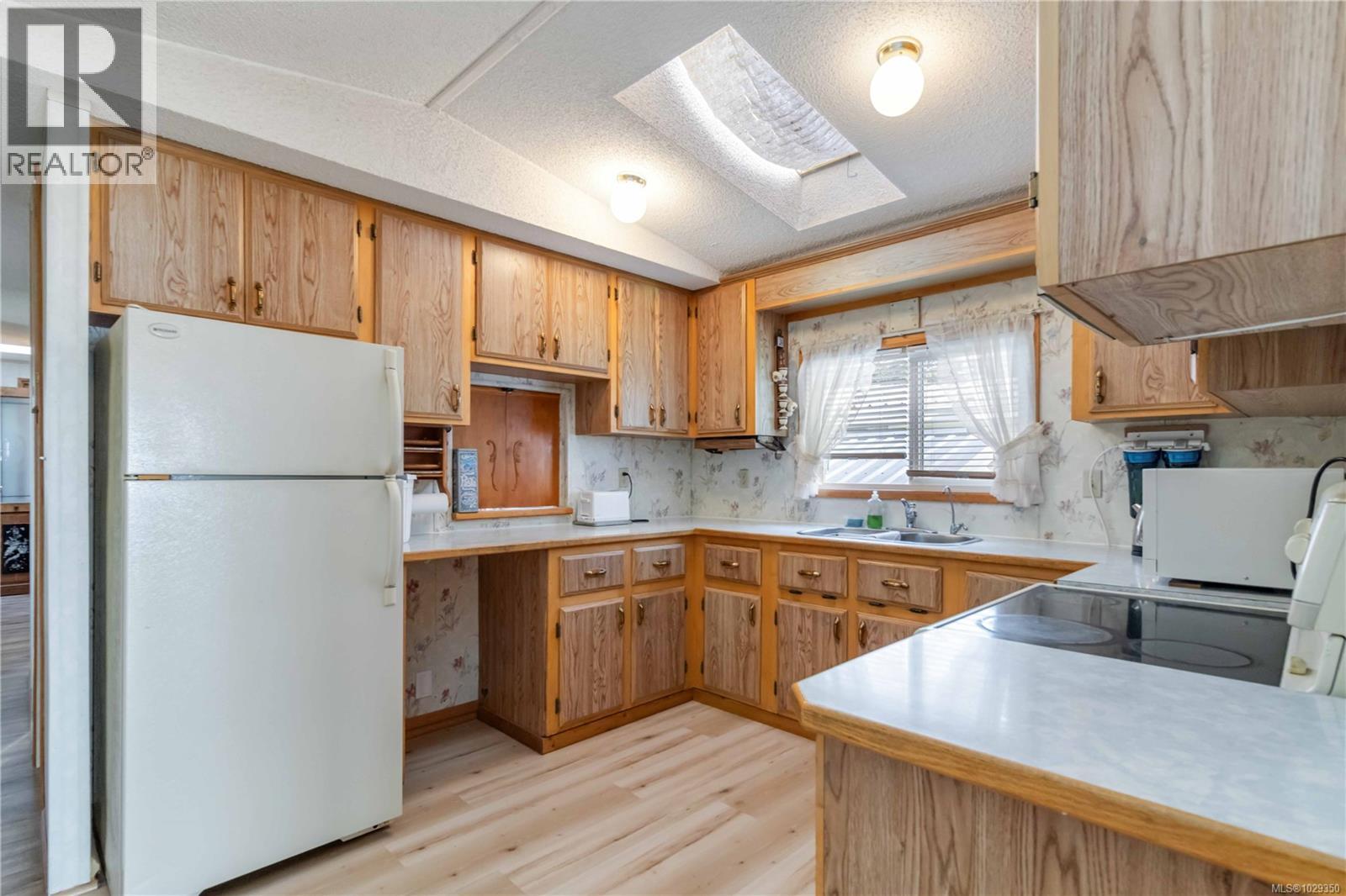 29 7871 West Coast Road, Sooke