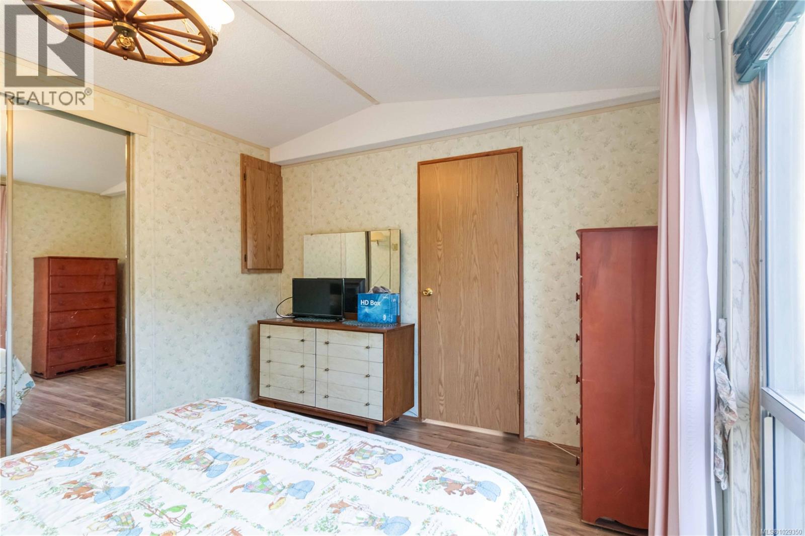 #29 7871 West Coast Rd - 23