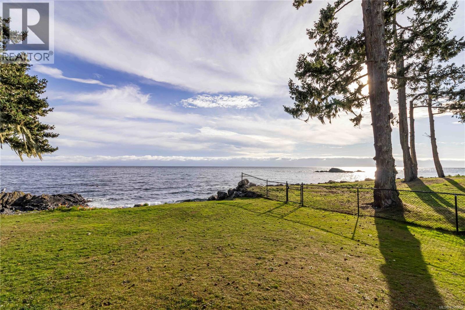 29 7871 West Coast Road, Sooke