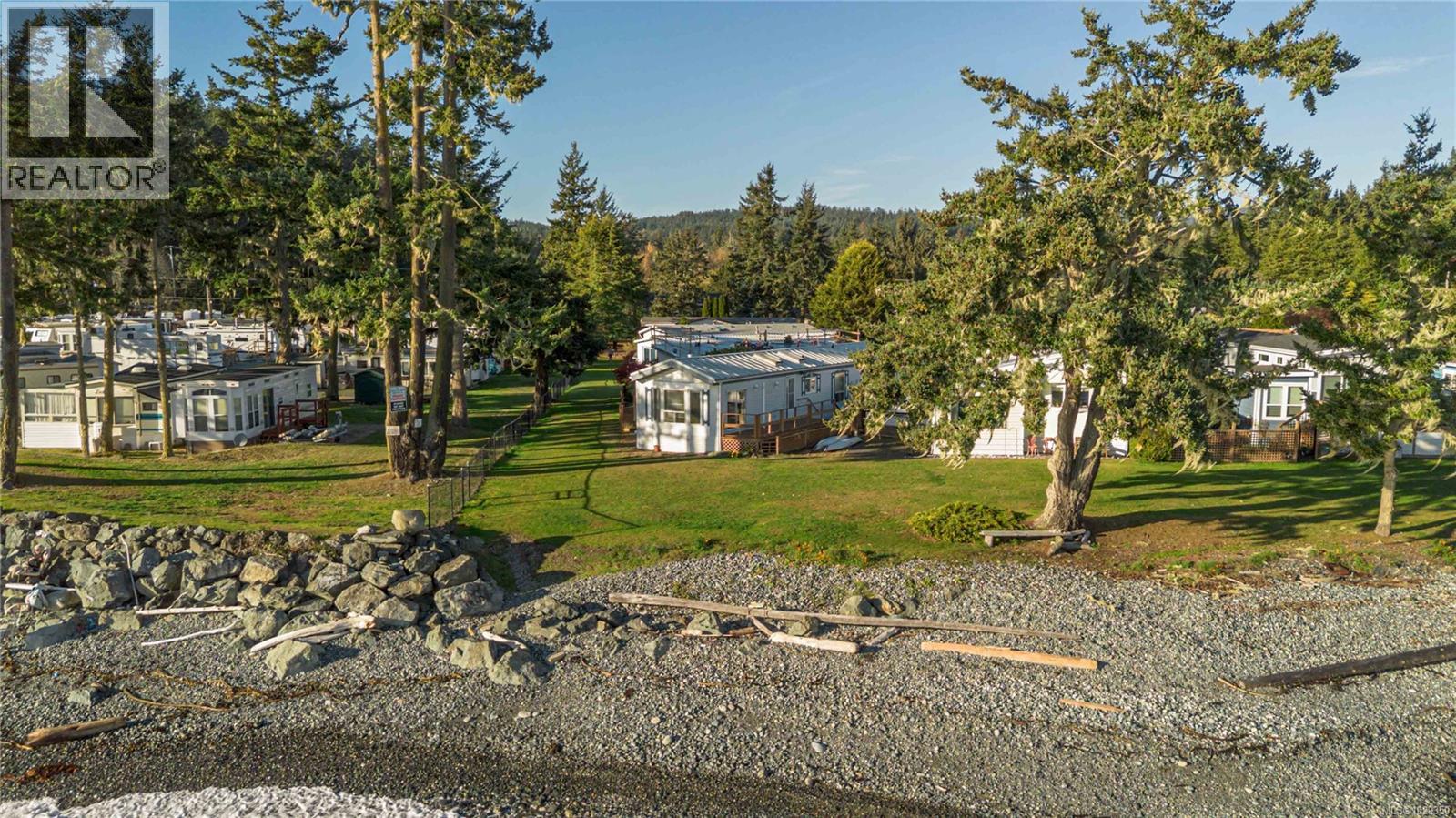 29 7871 West Coast Road, Sooke