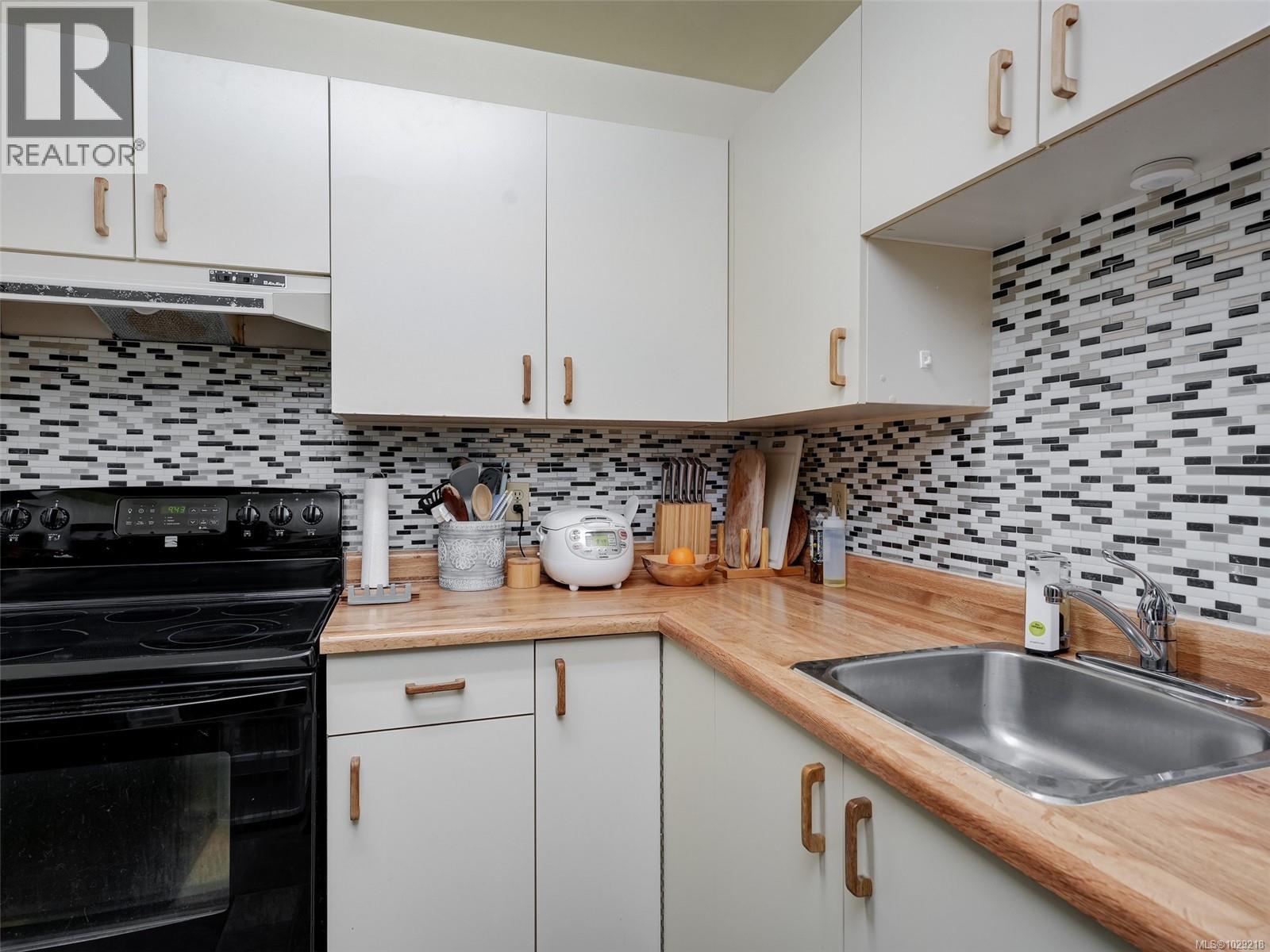 #406 3258 ALDER ST - 8