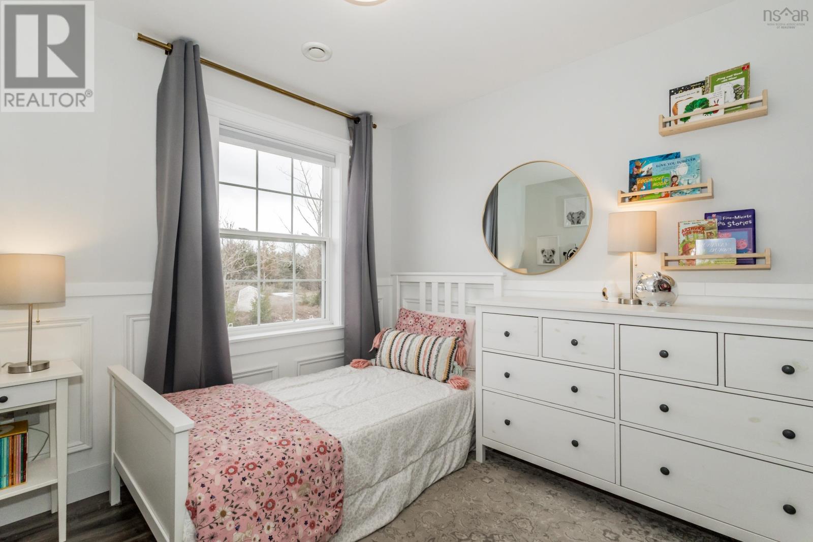 Property 37 of 44 of 71 Acorn Lane