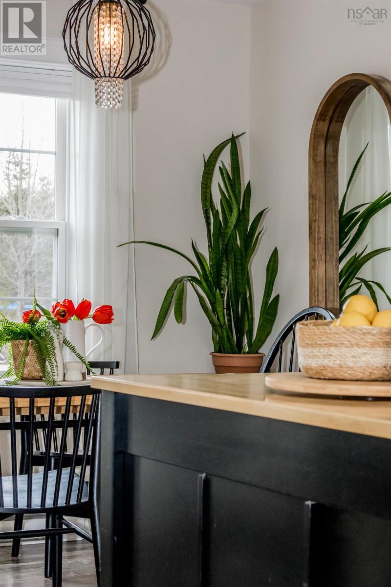 Property 14 of 44 of 71 Acorn Lane