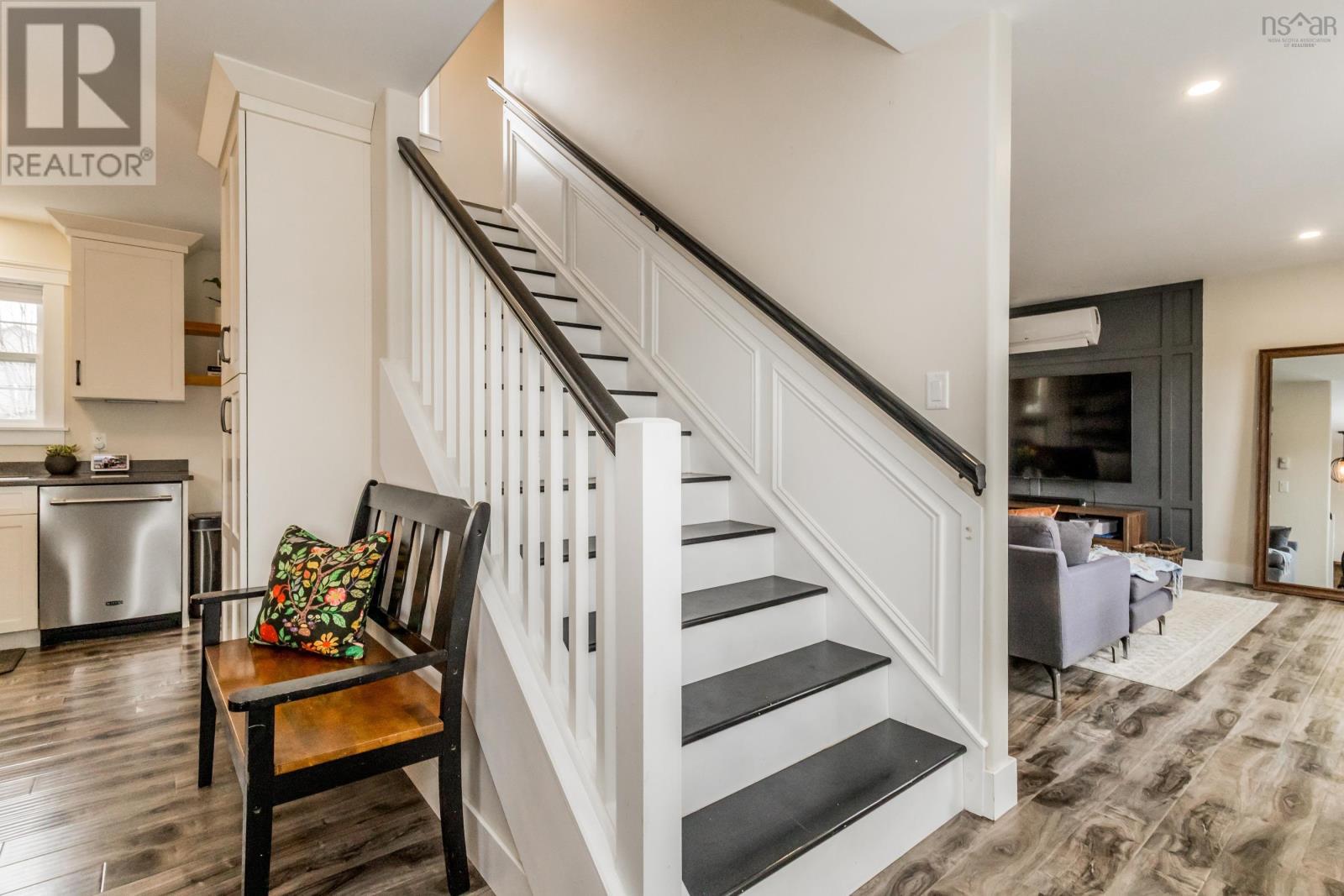 Property 15 of 44 of 71 Acorn Lane