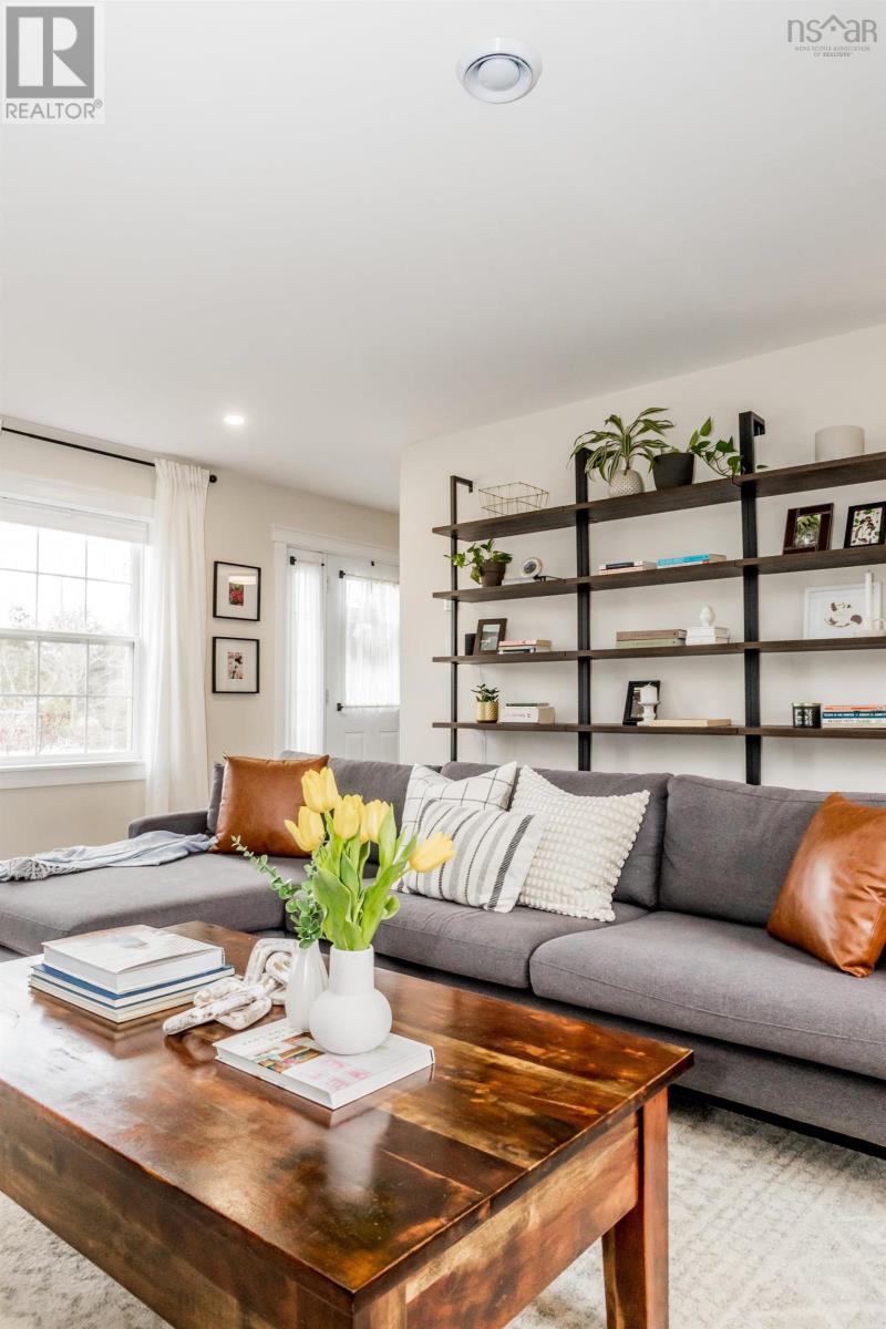 Property 19 of 44 of 71 Acorn Lane