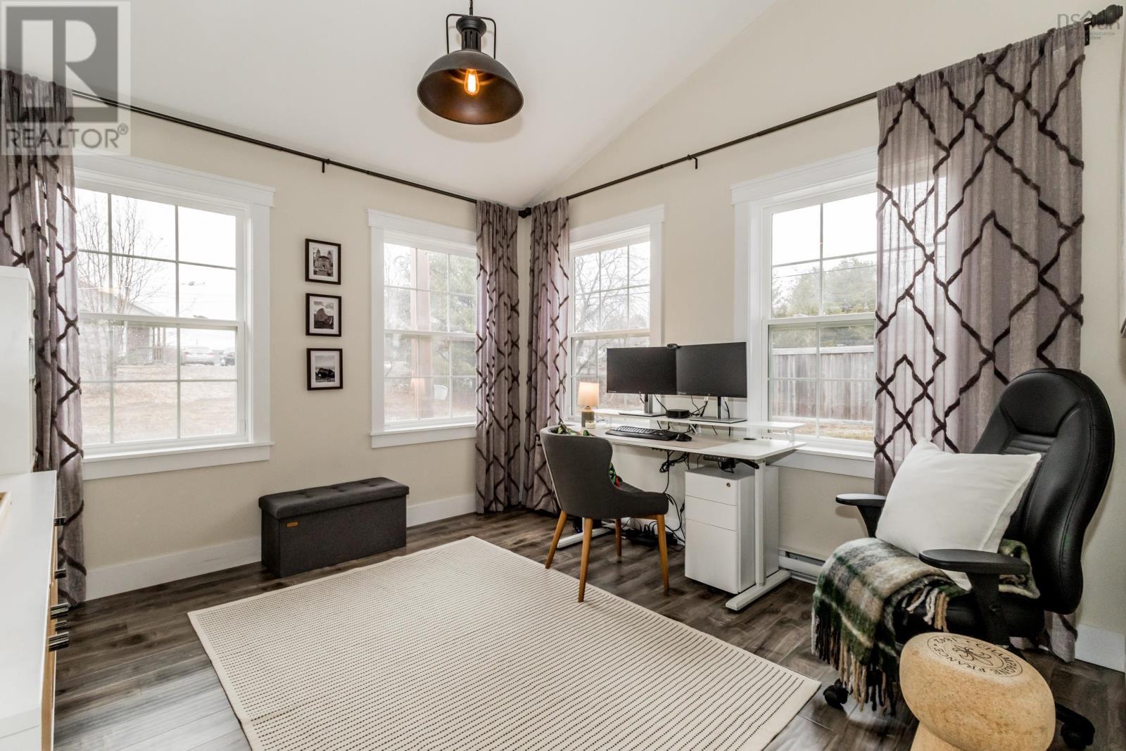 Property 22 of 44 of 71 Acorn Lane