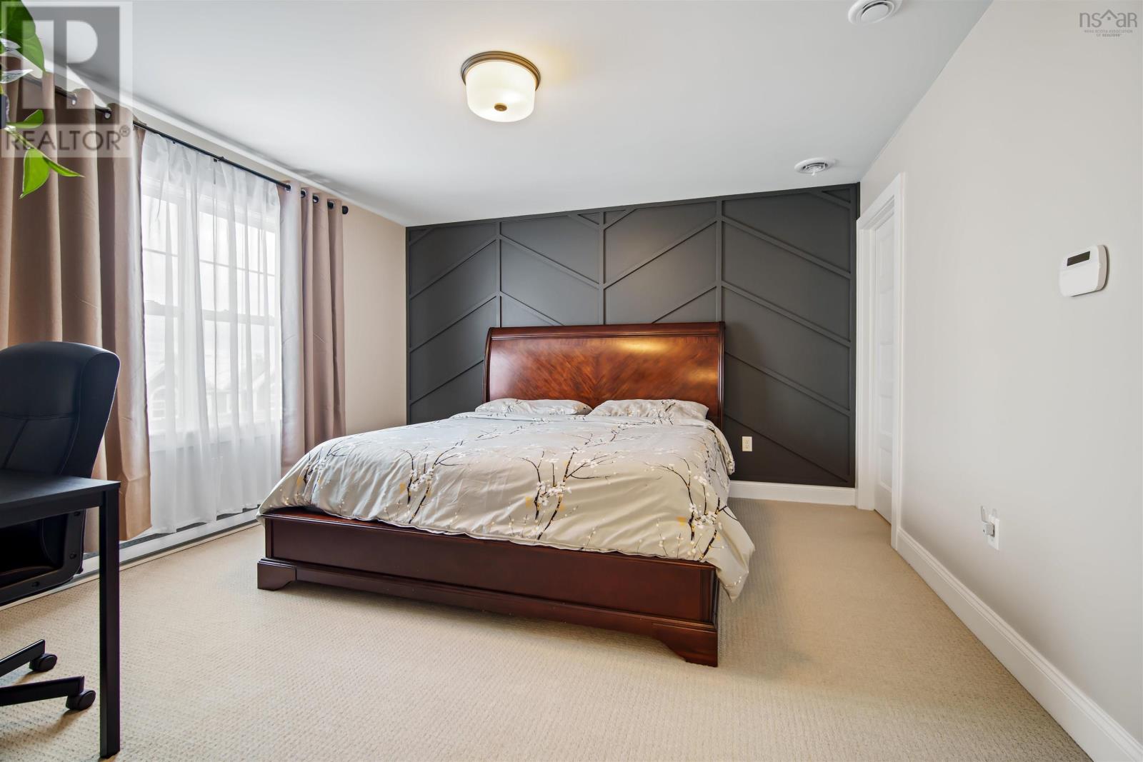 Property 23 of 49 of 160 Darlington Drive