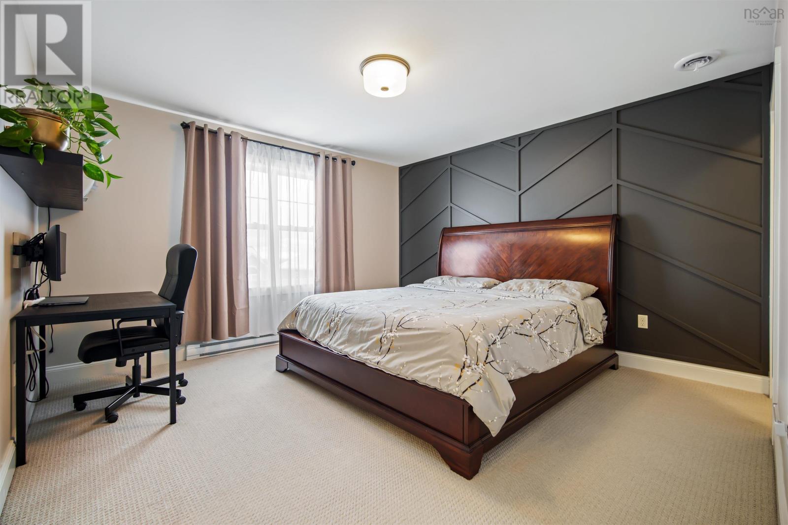 Property 22 of 49 of 160 Darlington Drive