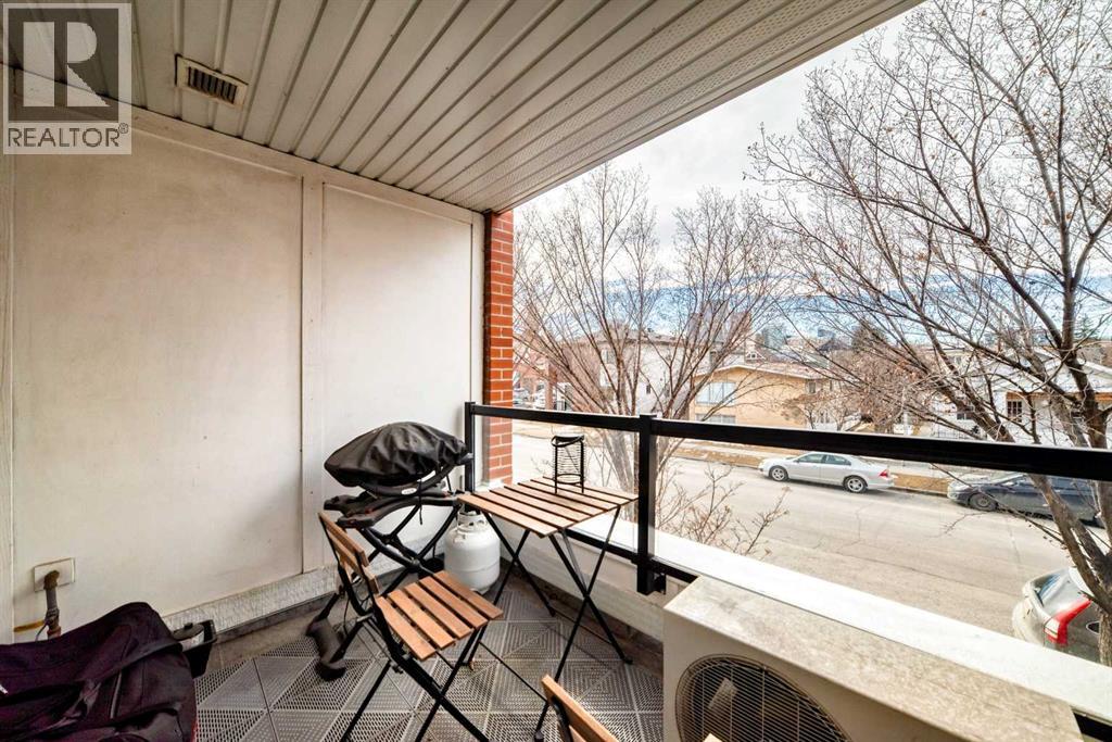 Single Family House for Sale in   Centre Avenue NE Bridgeland/Riverside Calgary 