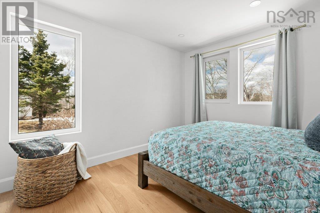 Property 19 of 46 of 132 Regent Street