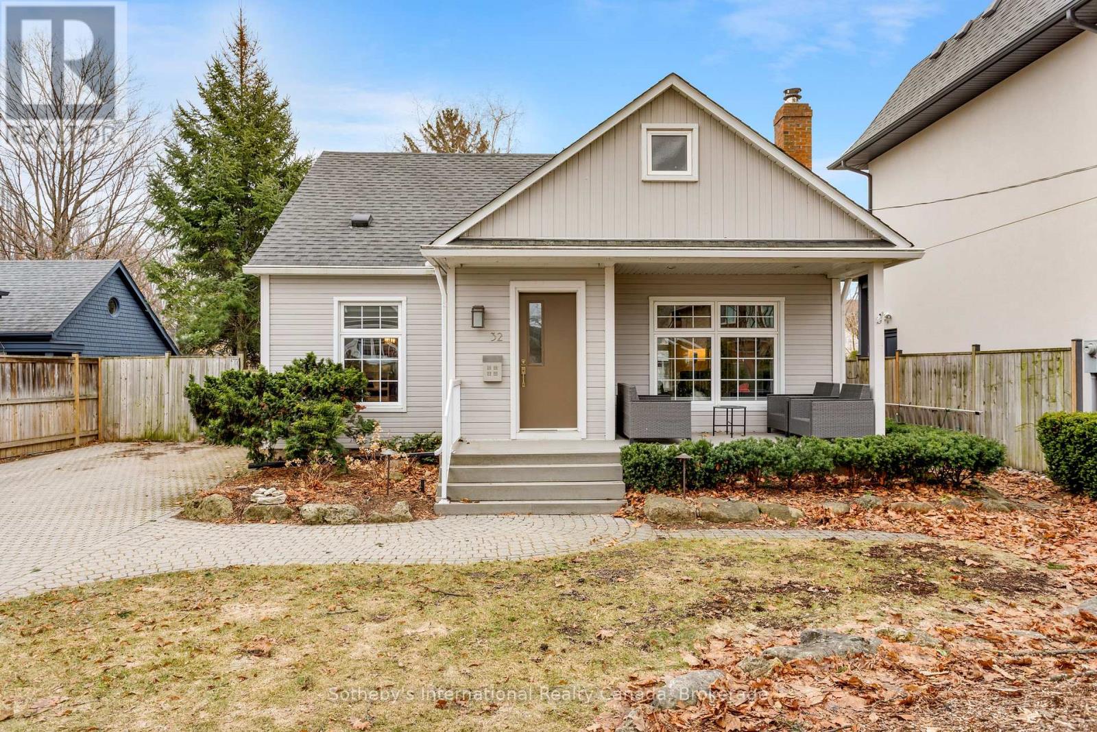 32 ANDERSON STREET - 1