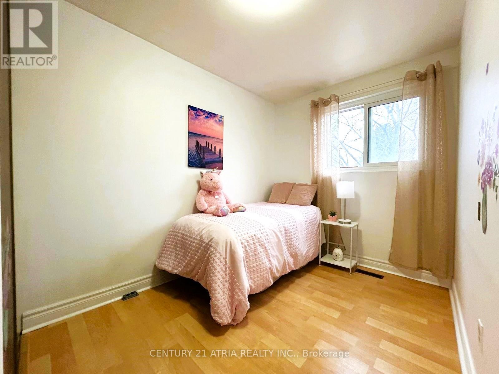 154 FRESHMEADOW DRIVE,Toronto (Hillcrest Village),,