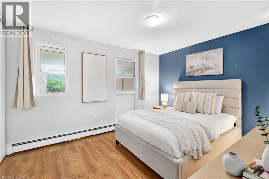 350 QUIGLEY Road Unit# 320,Hamilton,,