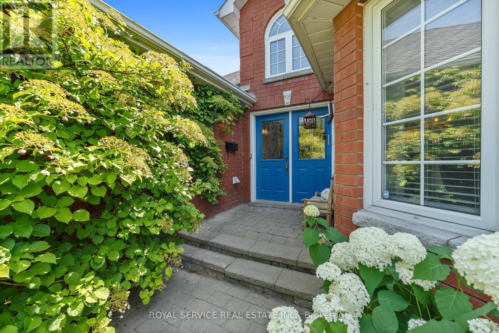 273 PARKVIEW HILLS DRIVE