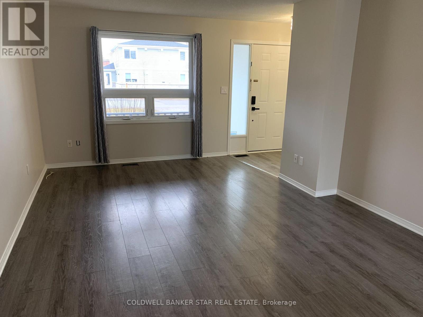 27 STEELE STREET - 6
