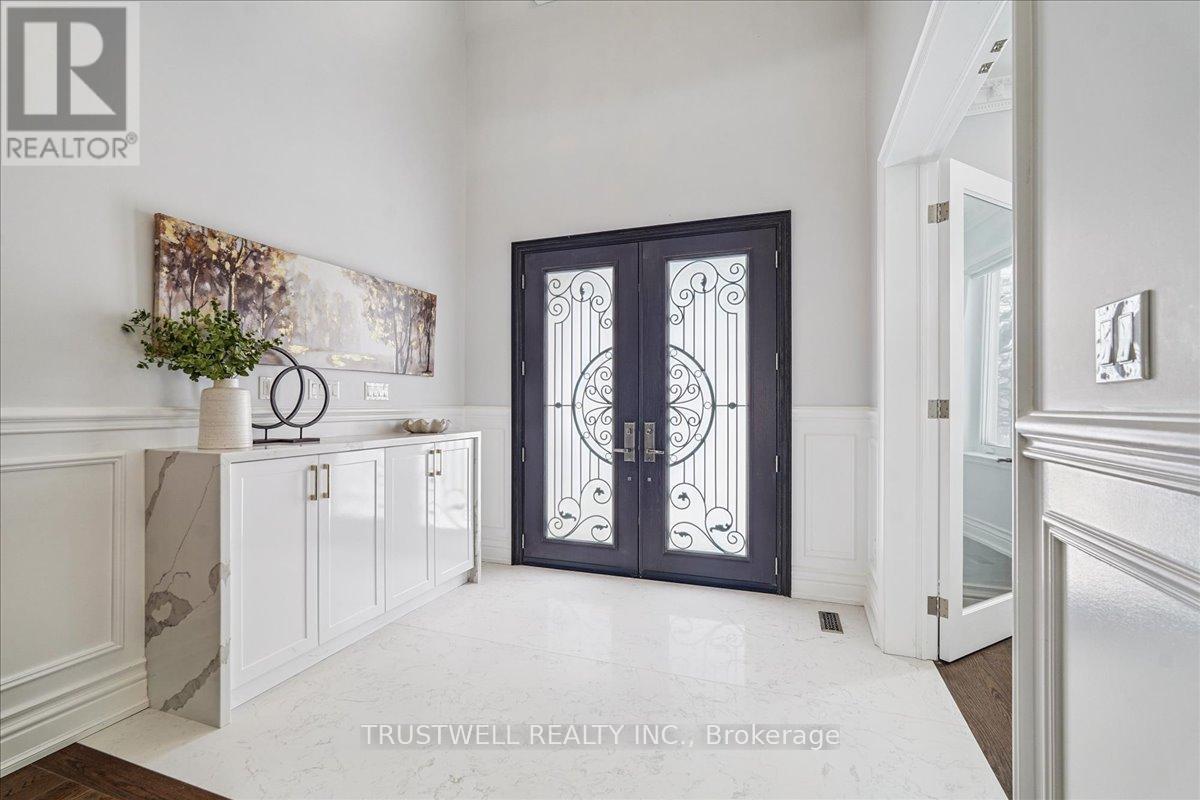 98 CASTLE HILL DRIVE - 3