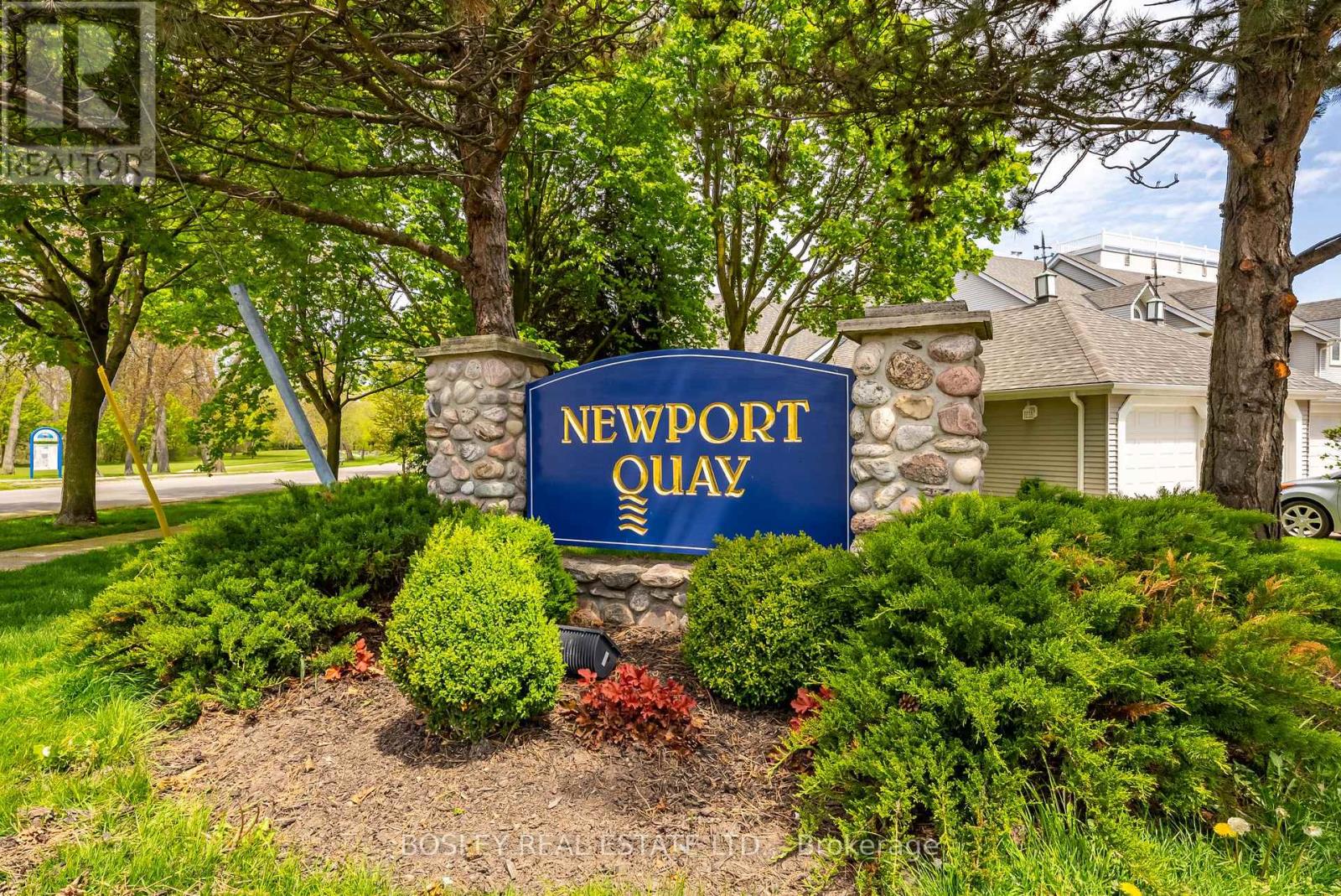 33 - 13 LAKESIDE DRIVE