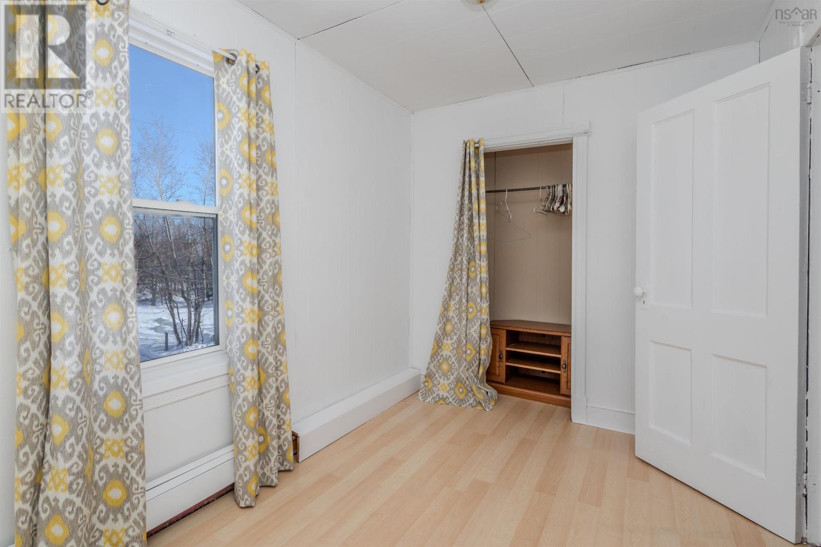 Property 34 of 41 of 192-194 Gatacre Street