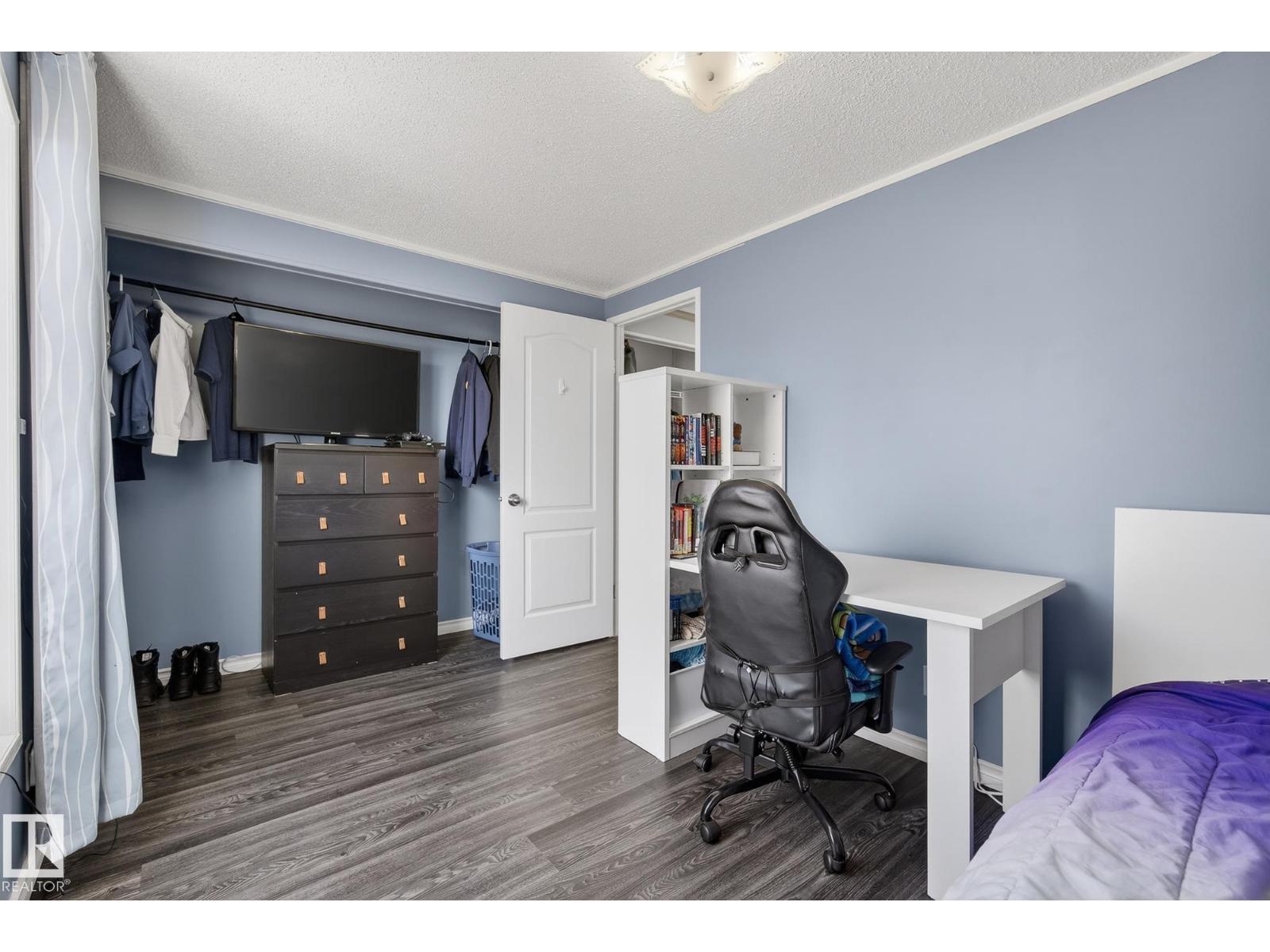 902 Jubilee Close, Sherwood Park