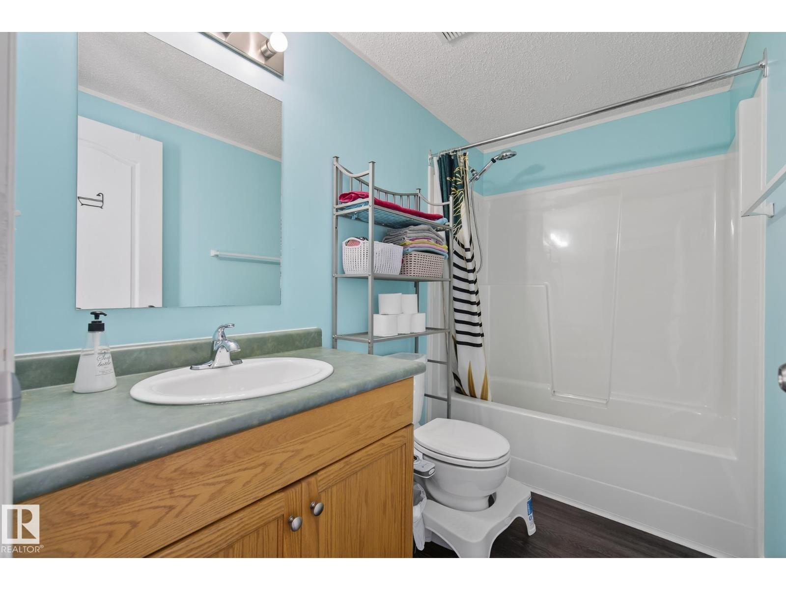 902 Jubilee Close, Sherwood Park