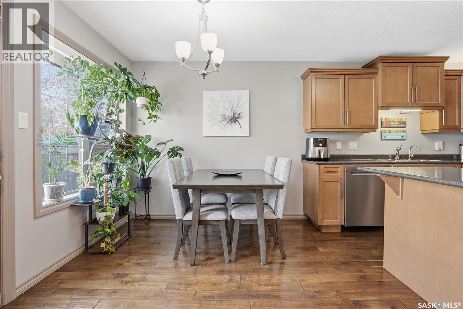 Single Family House 2 Level for Sale in   Windsor Park ROAD Regina 