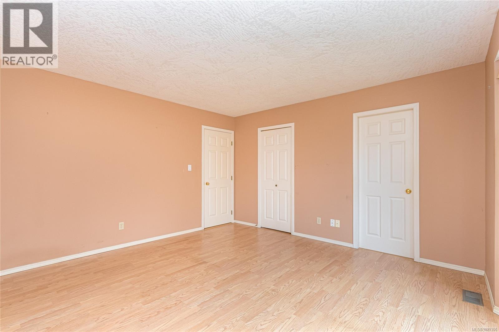  2272 Weiler Avenue, Sidney