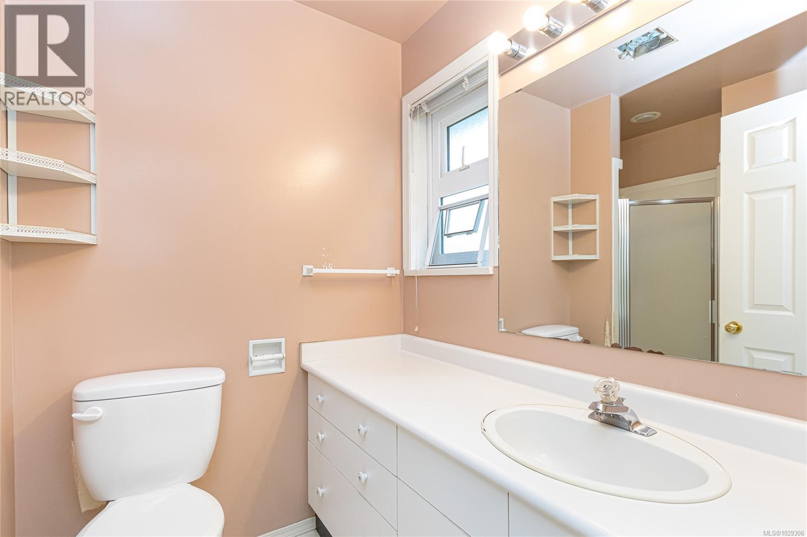  2272 Weiler Avenue, Sidney