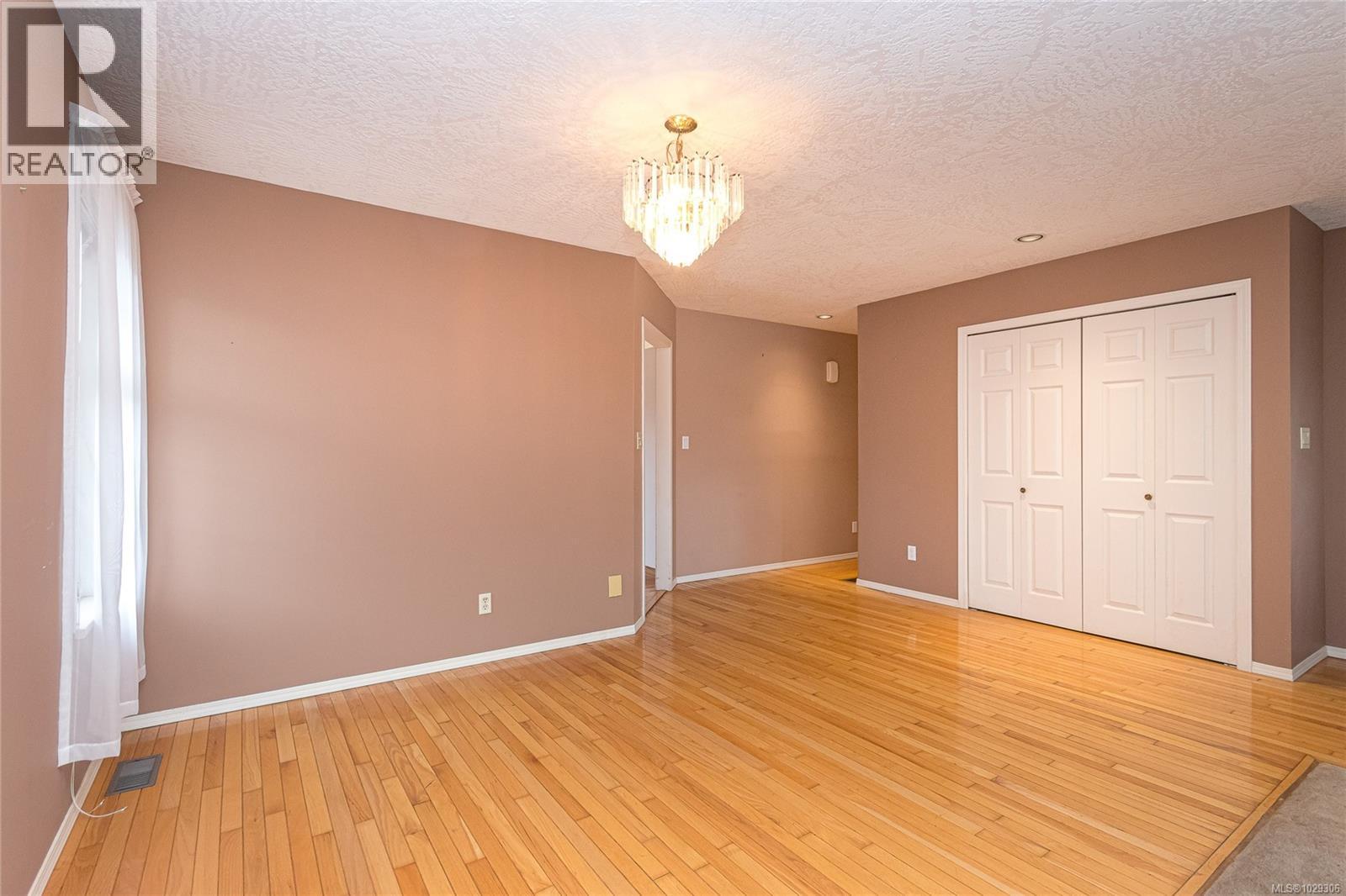  2272 Weiler Avenue, Sidney