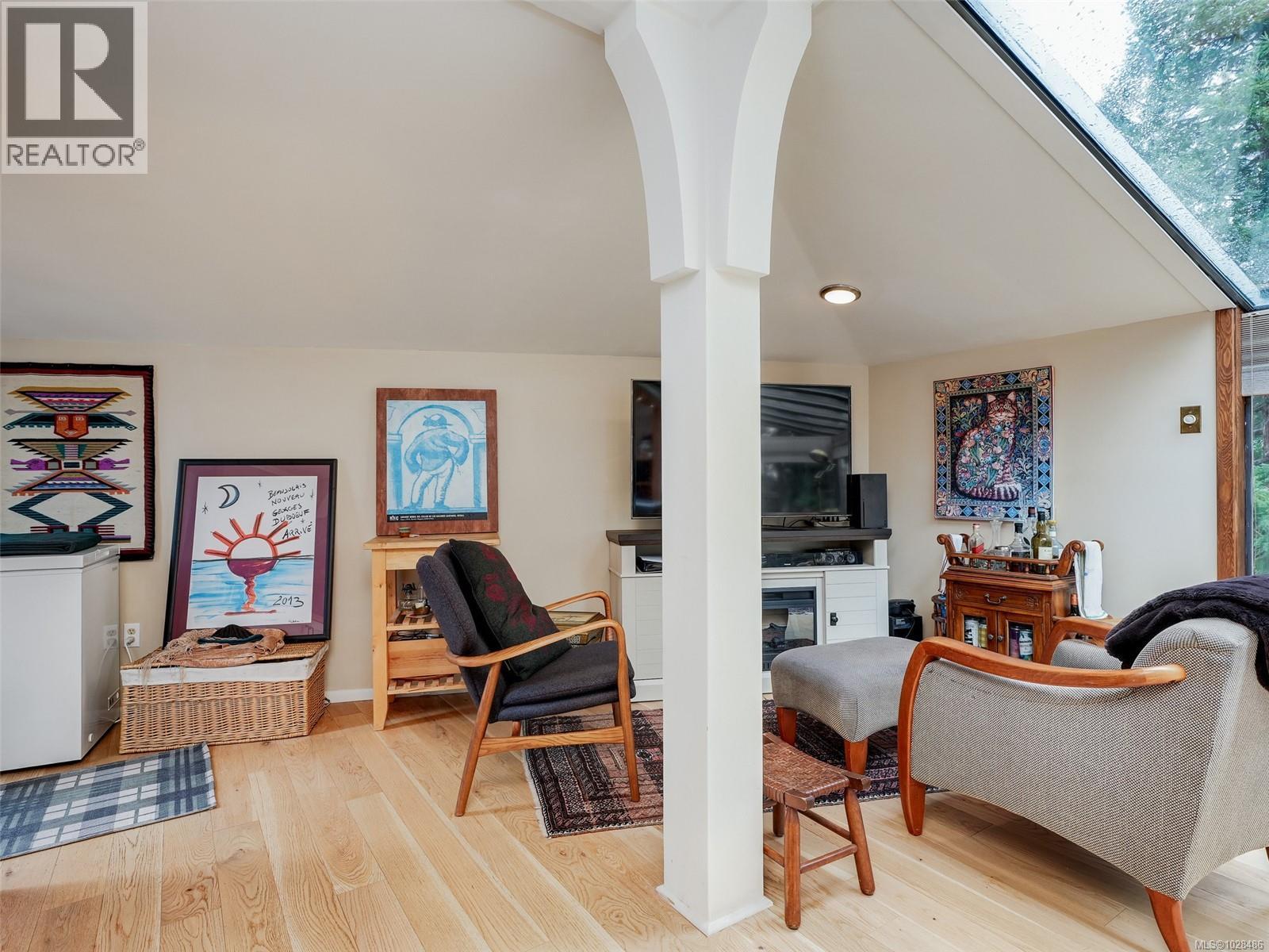 720 Sea Terr, Victoria