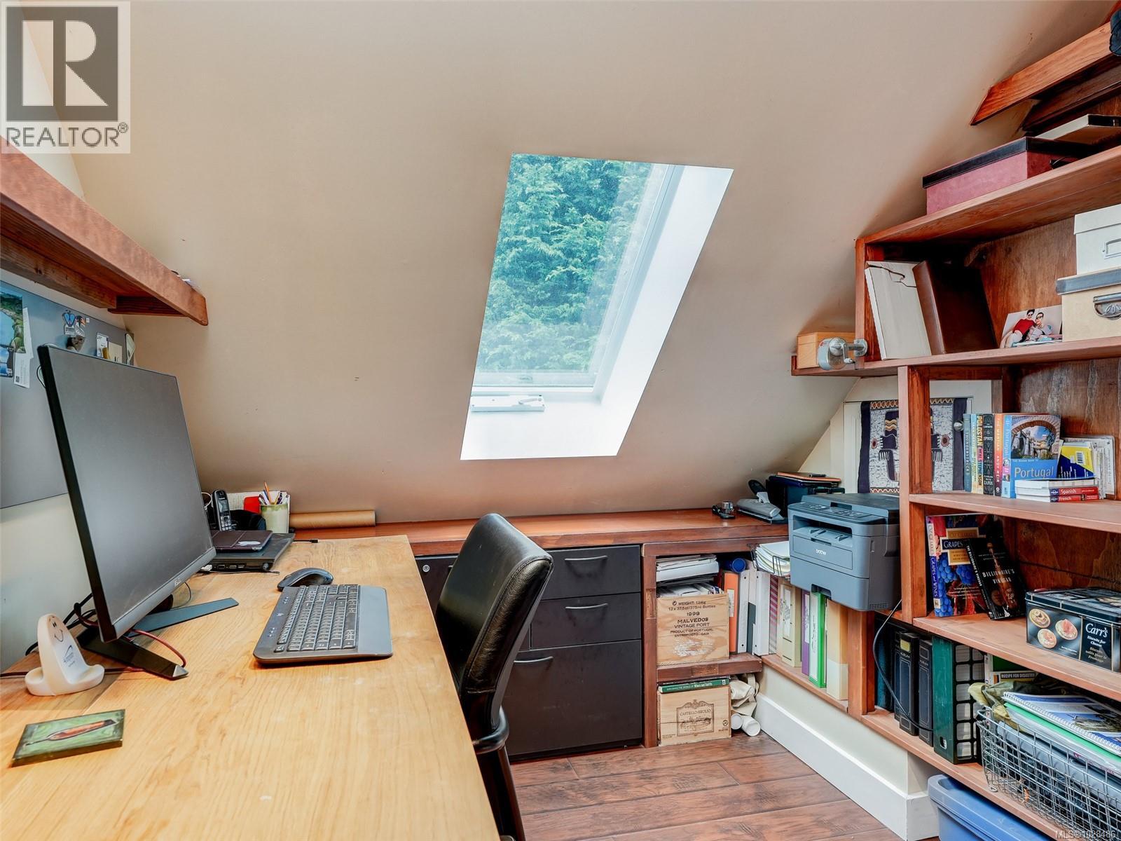 720 Sea Terr, Victoria