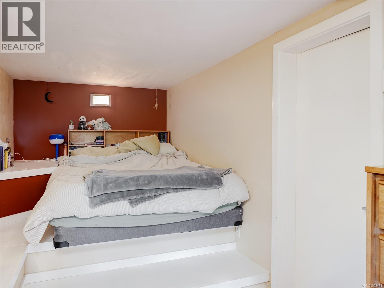 720 Sea Terr, Victoria