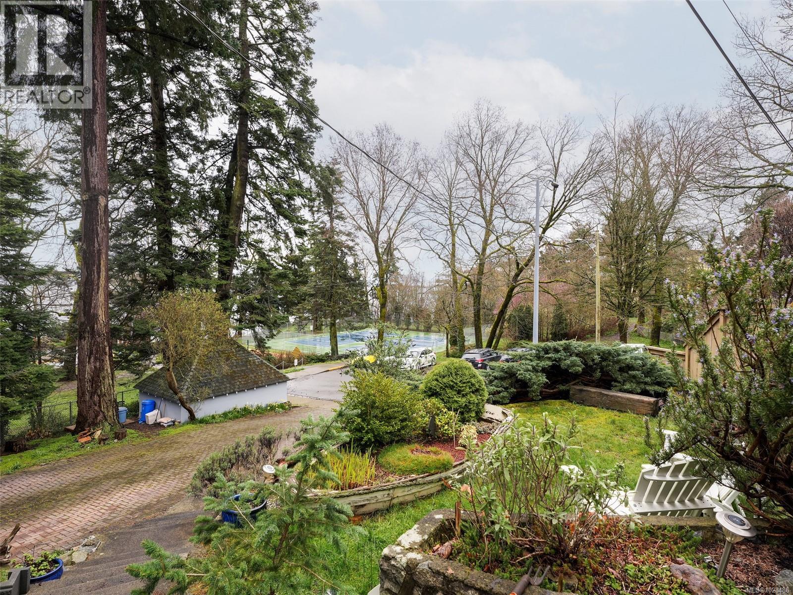 720 Sea Terr, Victoria