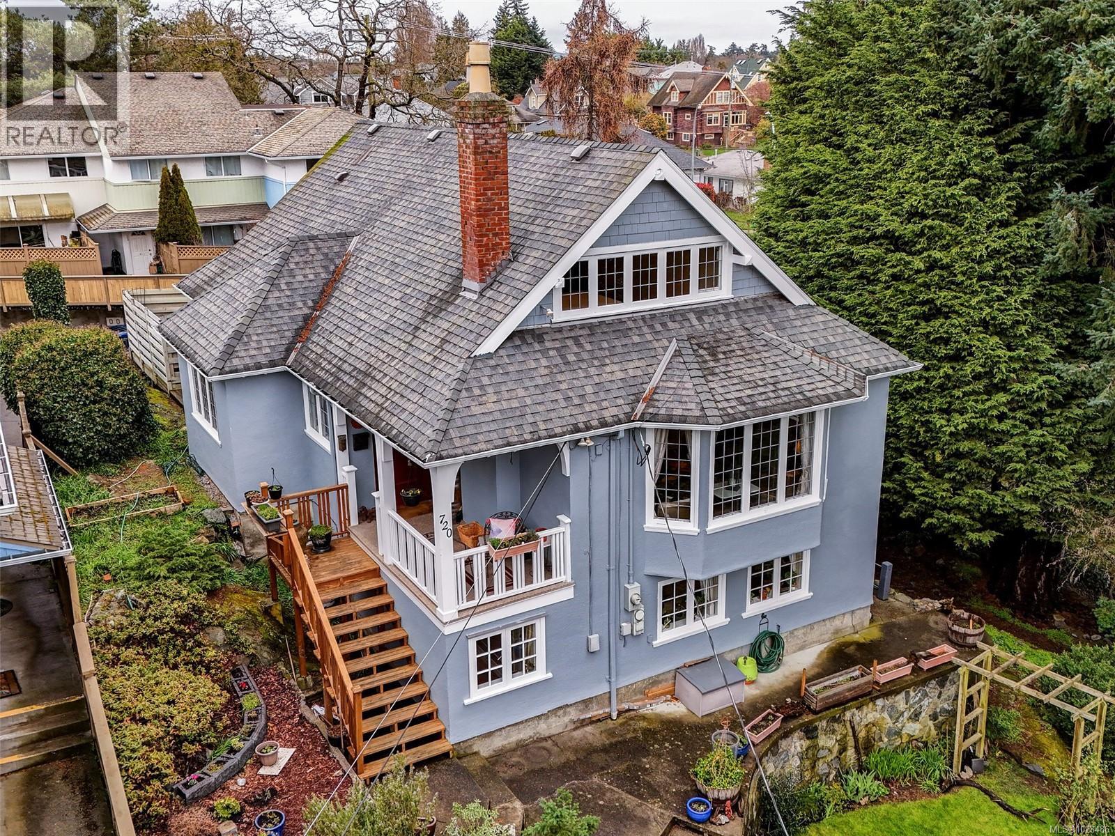 720 Sea Terr, Victoria