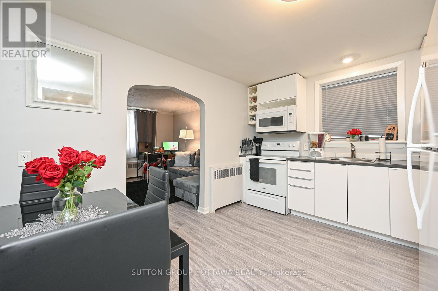 154-156 DAGMAR AVENUE - 25