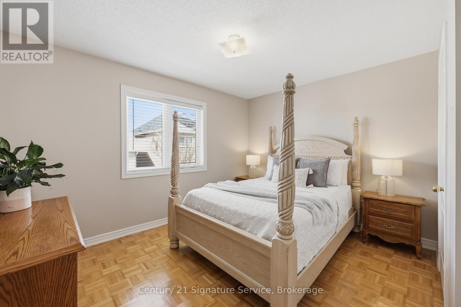 50 CHATEAU DRIVE - 21