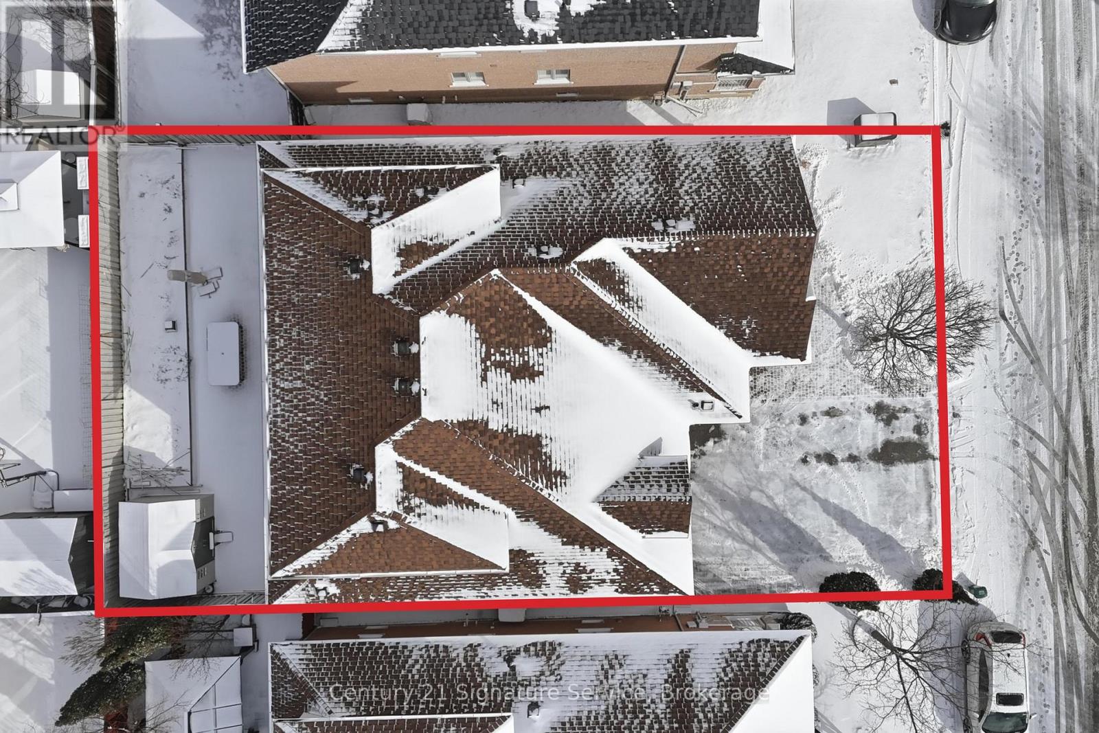 50 CHATEAU DRIVE - 34