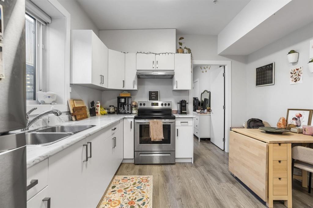 8394 MCTAGGART STREET — photo 32