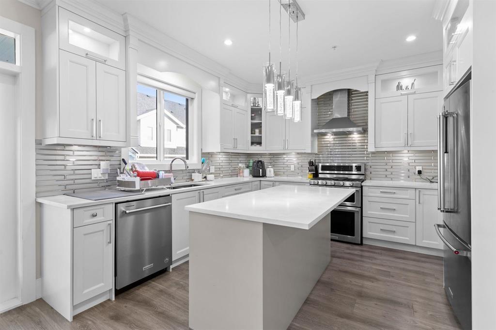 8394 MCTAGGART STREET — photo 13