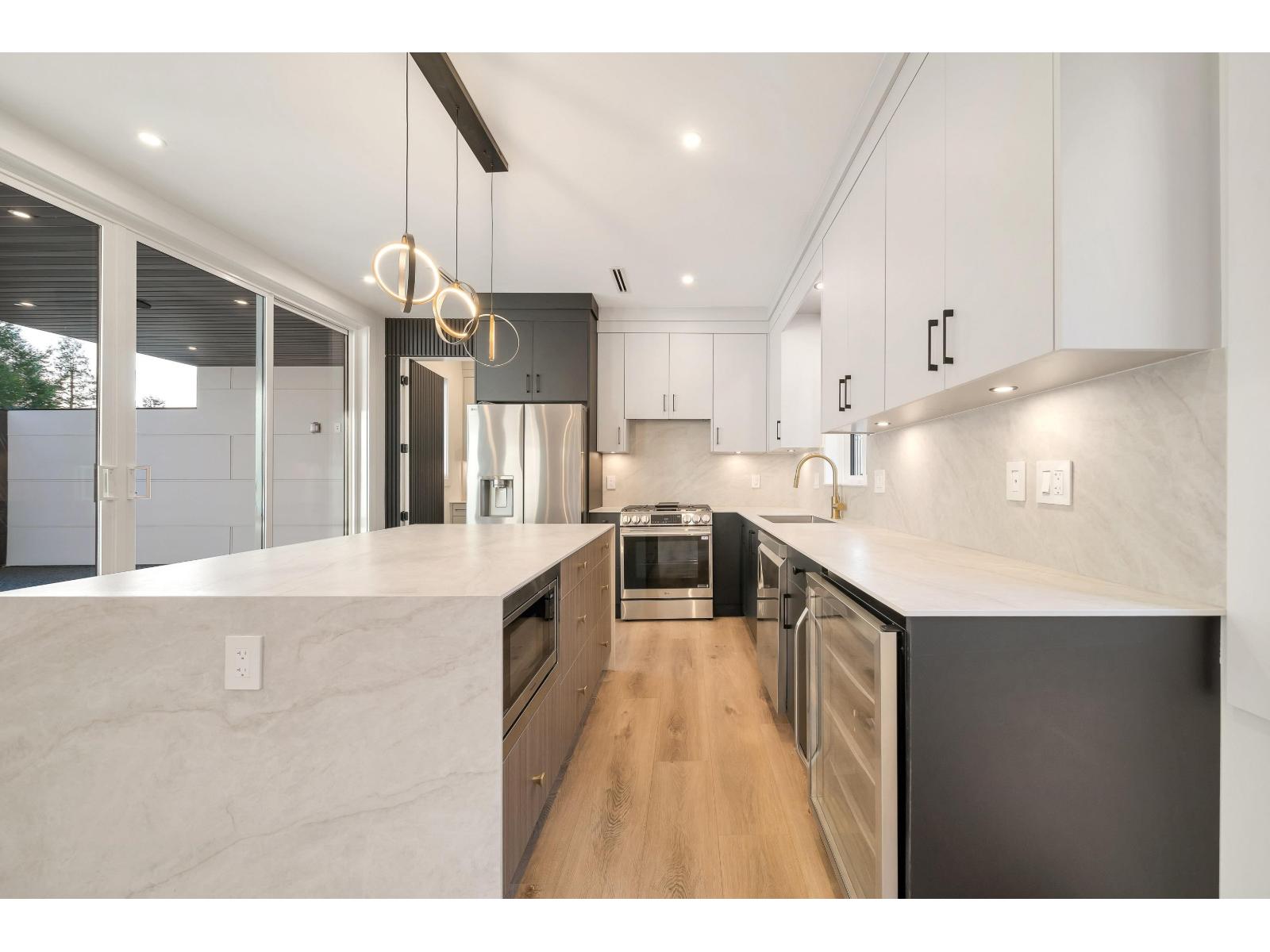 7806 WILTSHIRE BOULEVARD, Delta