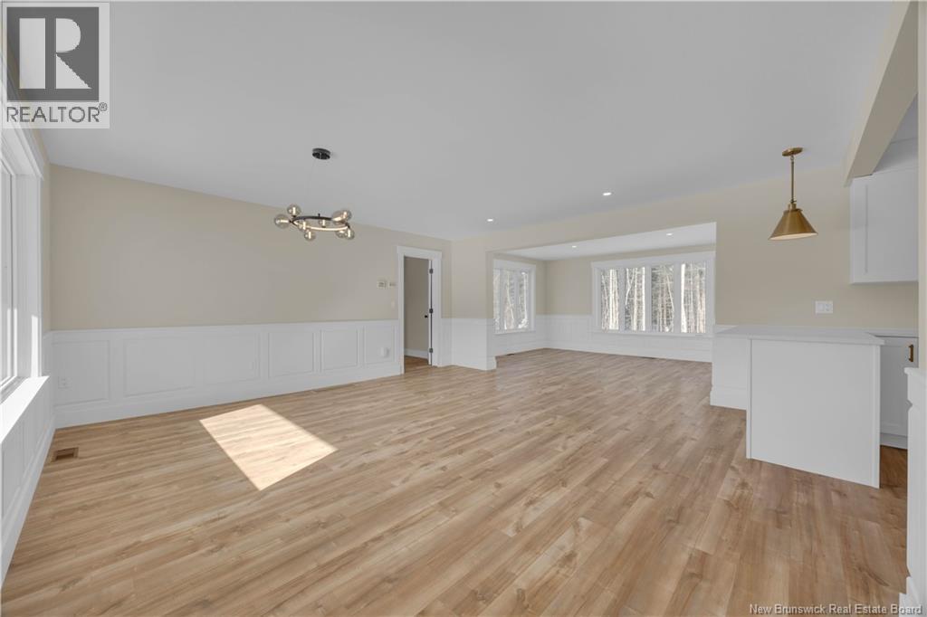 327 ROBERTSON ROAD - 10