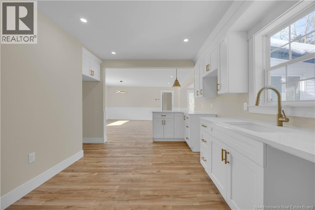 327 ROBERTSON ROAD - 13